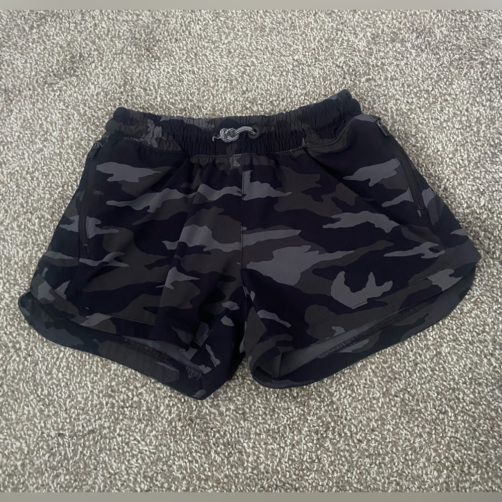 Athleta girl All play 3” camo shorts